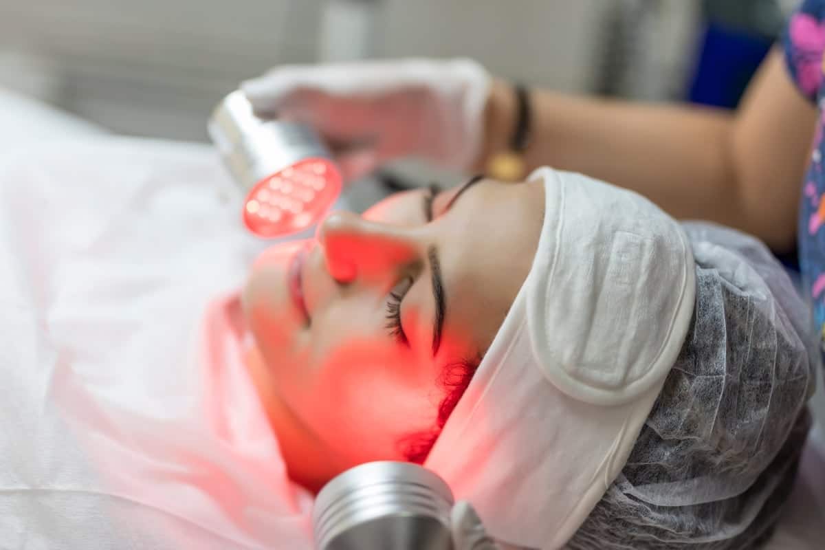 LED (Light Therapy) - Spa NorthWest - Organic Facials & Massage